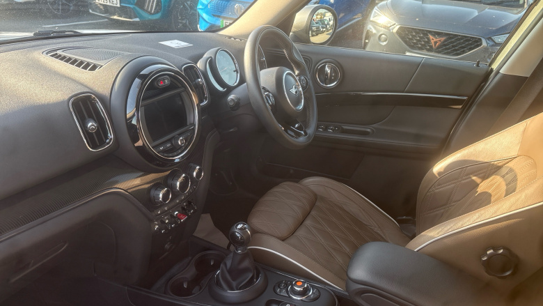 MINI Countryman 1.5 Cooper Exclusive 5dr Petrol Hatchback